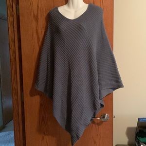 Love your Melon Women’s poncho